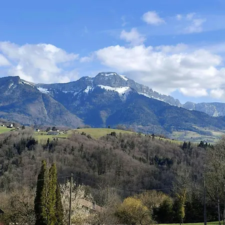 Et Monts-vue Montagne-lac Apartment Charvonnex